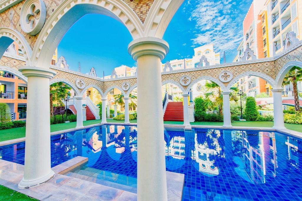 Venetian Pattaya Апартаменты Джомтьен